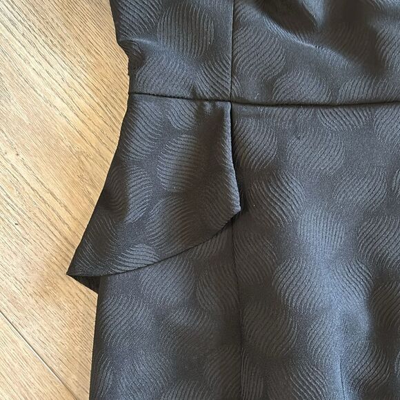 NWT DONNA MORGAN BLACK PEPLUM STYLE DRESS RETAILS $148 SIZE 2 - Picture 3 of 9